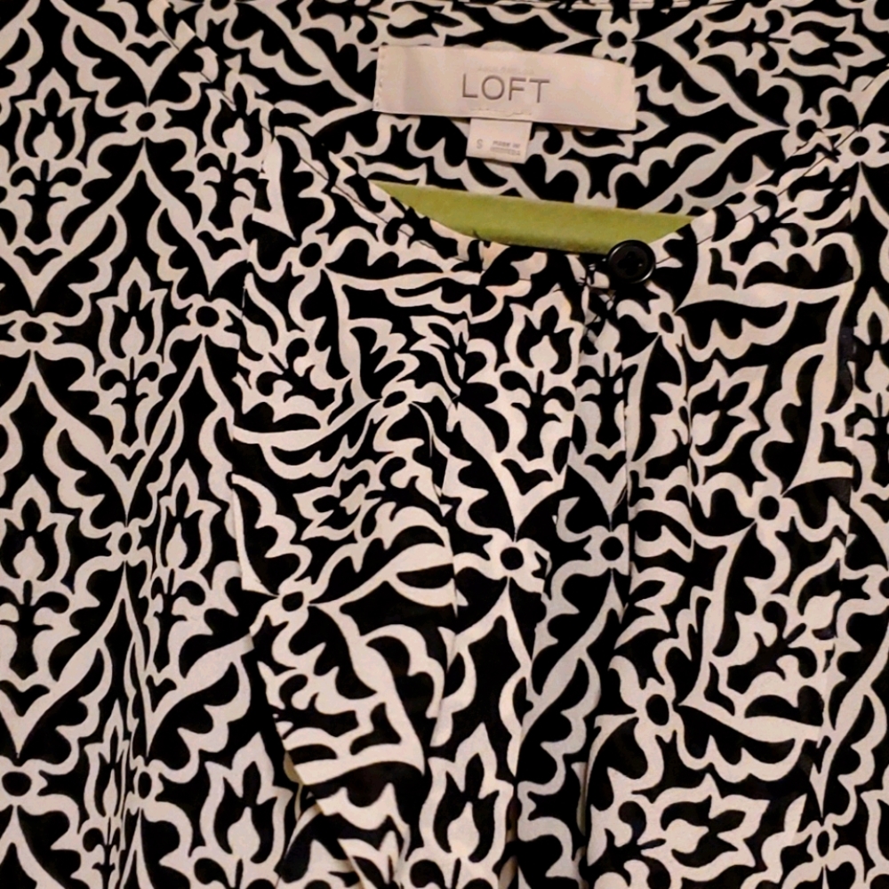 Blouse - Picture 2 of 4